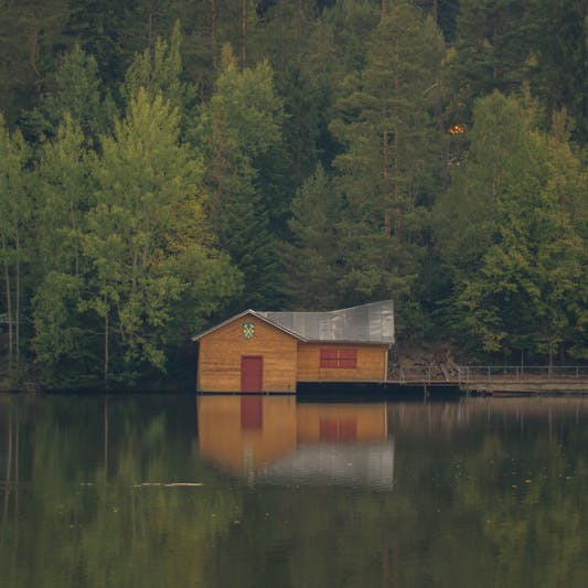 Beaver Lake Vacation Rental Management: 2026 Owner's Guide