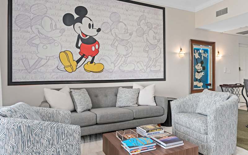 Heritage Crossing golf-view 3-bedroom vacation rental condo near Disney World in Kissimmee Florida managed by Weekender Management